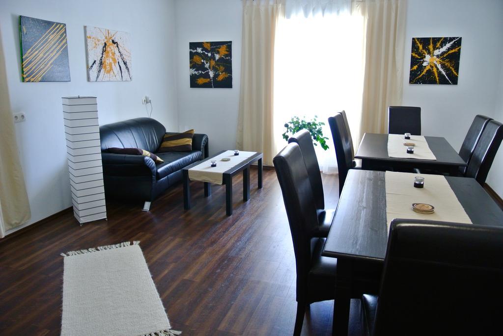 Goesser Bachgasslhof -- Bed And Breakfast -- Apartments Leoben  Exterior photo